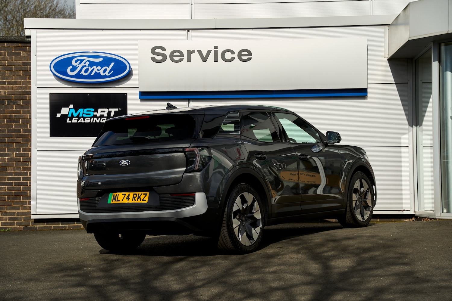 Used Ford Explorer 2024 for sale - 78053019: Photo 2