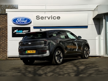 Used Ford Explorer 2024 for sale - 78053019: Photo