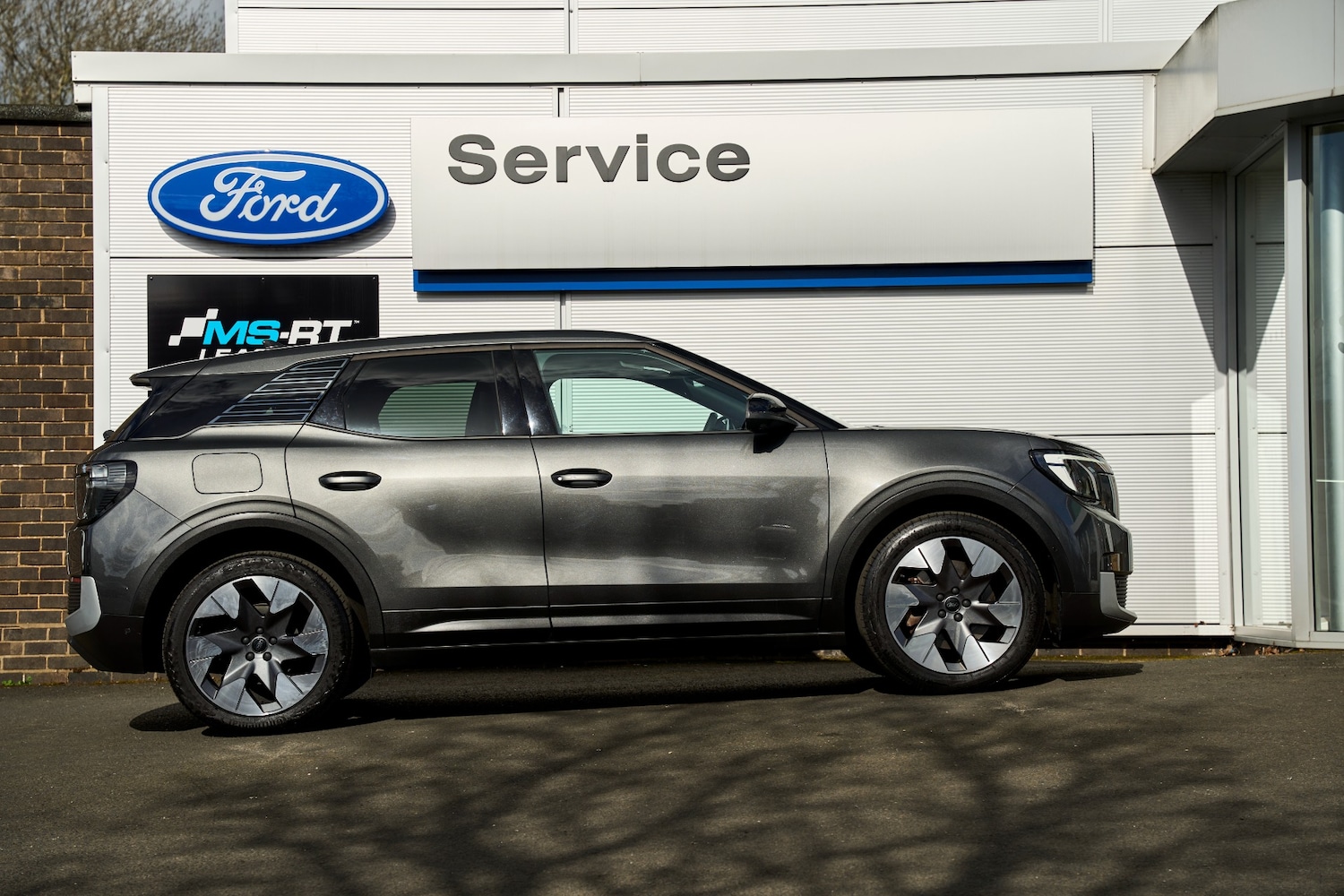 Used Ford Explorer 2024 for sale - 78053019: Photo 3