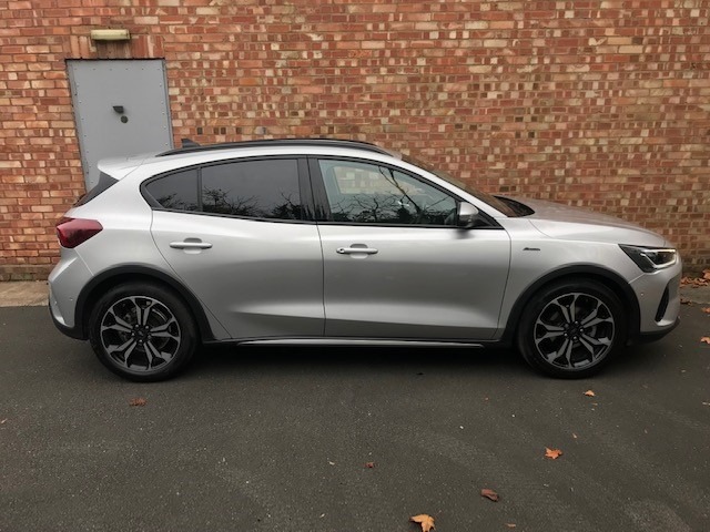 Used Ford Focus 2022 for sale - 76946819: Photo 2