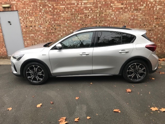 Used Ford Focus 2022 for sale - 76946819: Photo 8