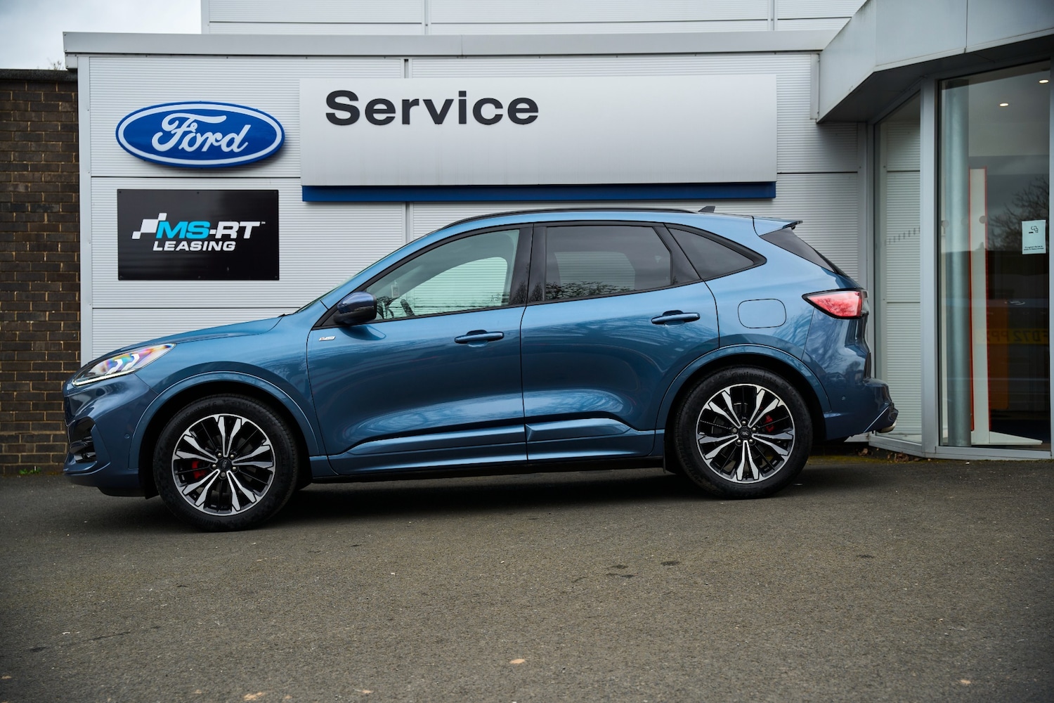 Used Ford Kuga 2023 for sale - 78092827: Photo 2