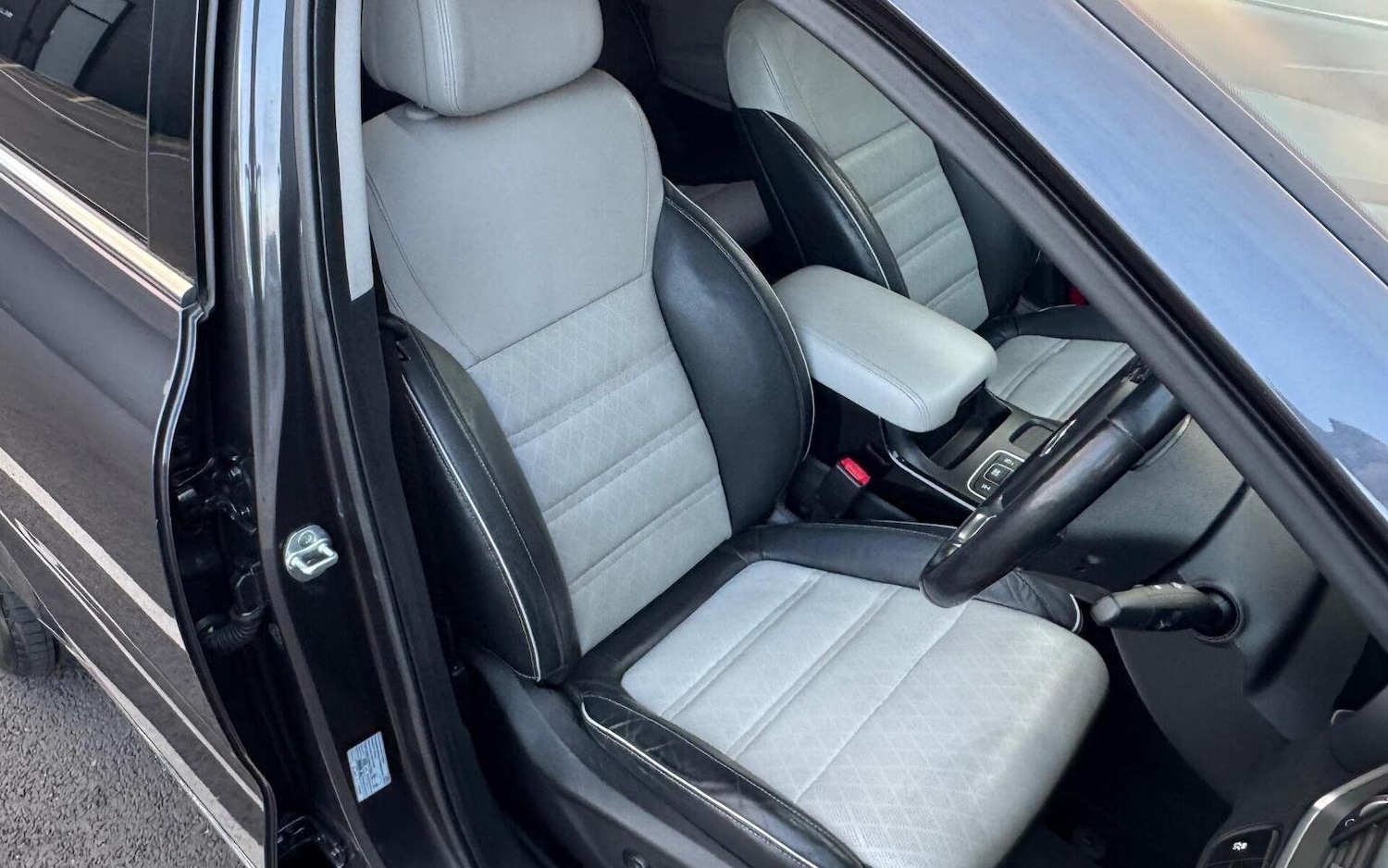 Used Kia Sorento 2016 for sale - 76618653: Photo 28