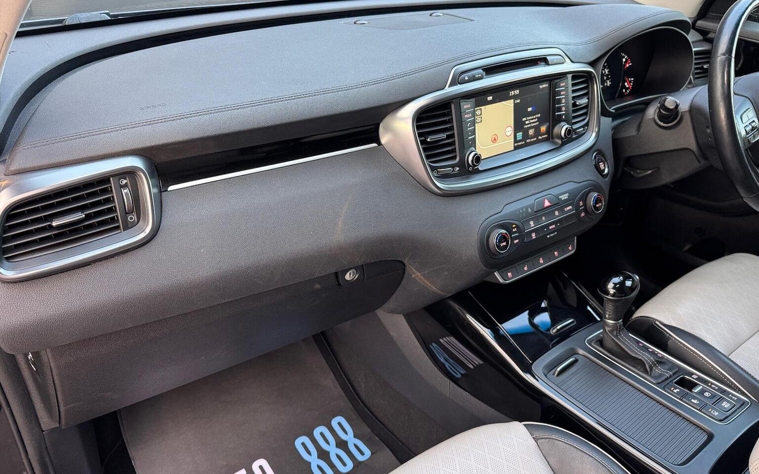 Used Kia Sorento 2016 for sale - 76618653: Photo 33