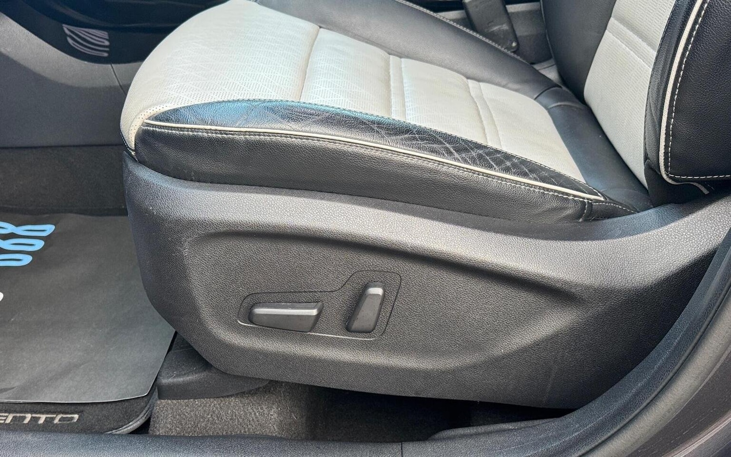 Used Kia Sorento 2016 for sale - 76618653: Photo 37