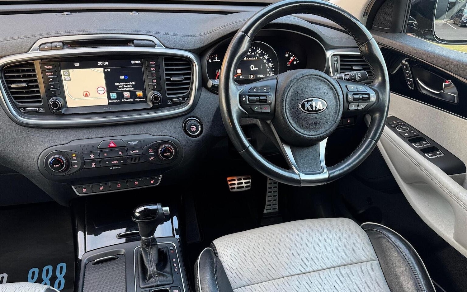 Used Kia Sorento 2016 for sale - 76618653: Photo 39