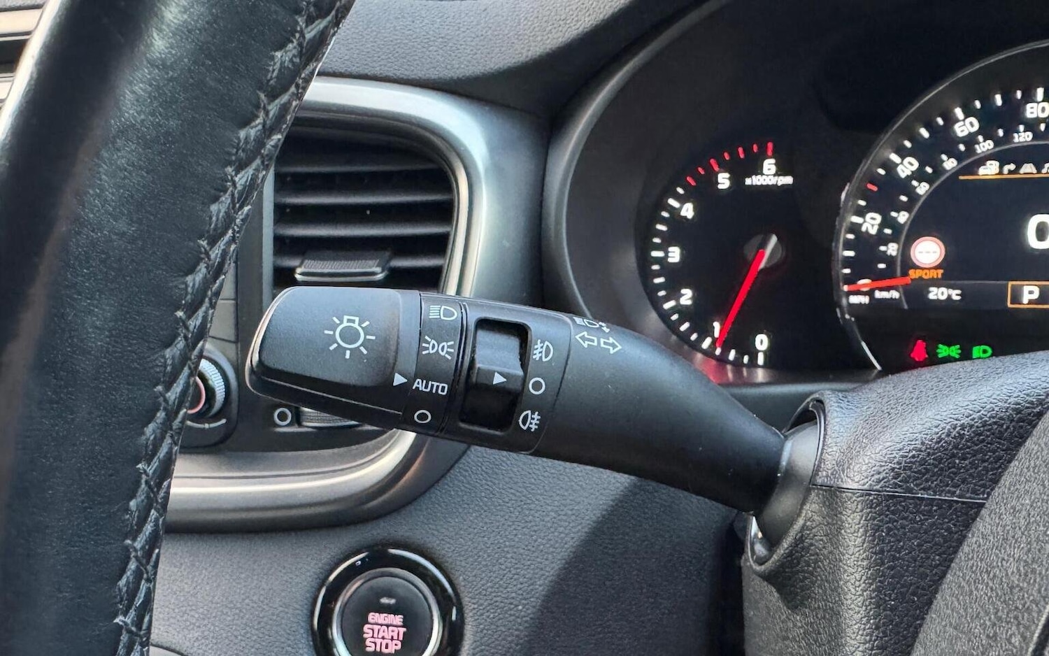 Used Kia Sorento 2016 for sale - 76618653: Photo 42