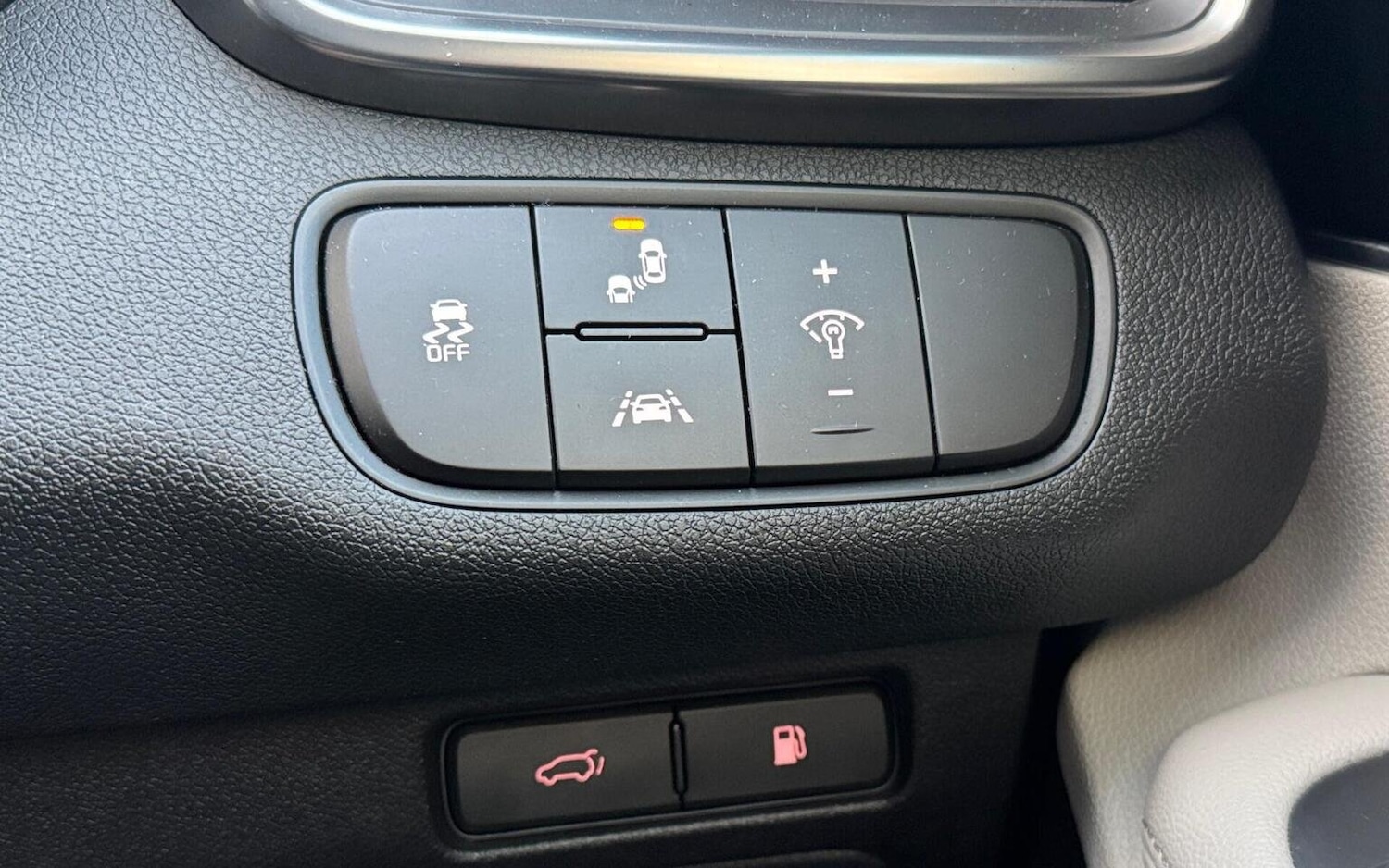 Used Kia Sorento 2016 for sale - 76618653: Photo 47