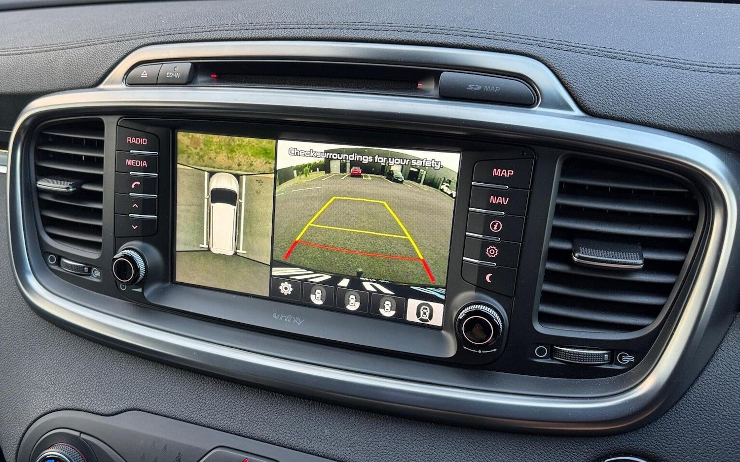 Used Kia Sorento 2016 for sale - 76618653: Photo 56