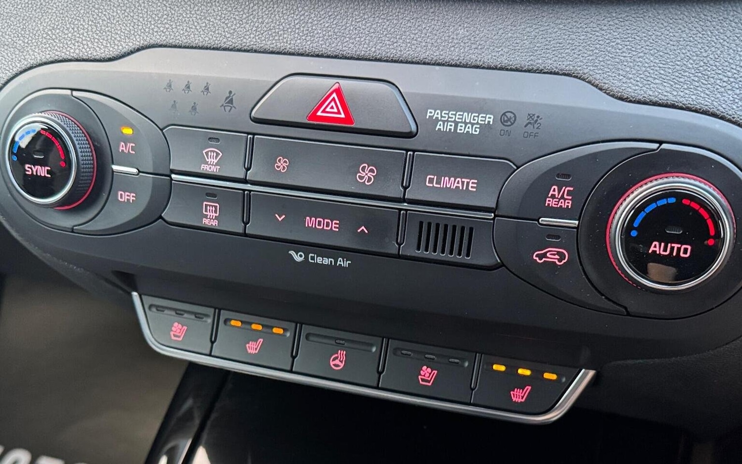 Used Kia Sorento 2016 for sale - 76618653: Photo 60