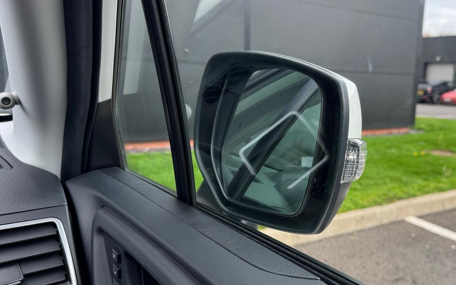 Used Subaru Forester 2016 for sale - 76618668: Photo 42