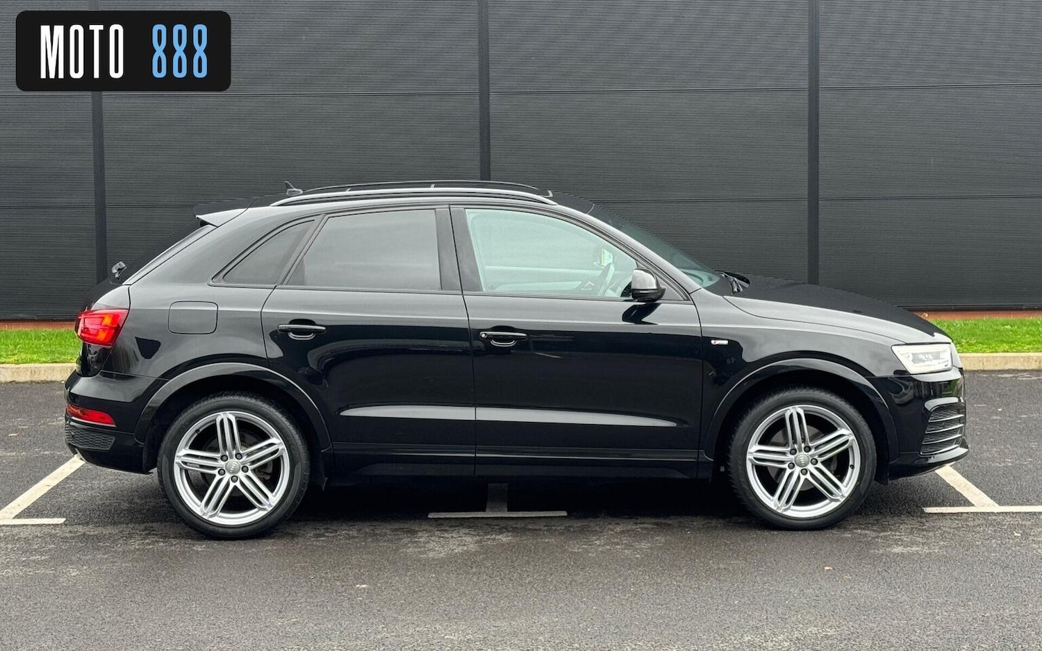 Used Audi Q3 2015 for sale - 76631490: Photo 12