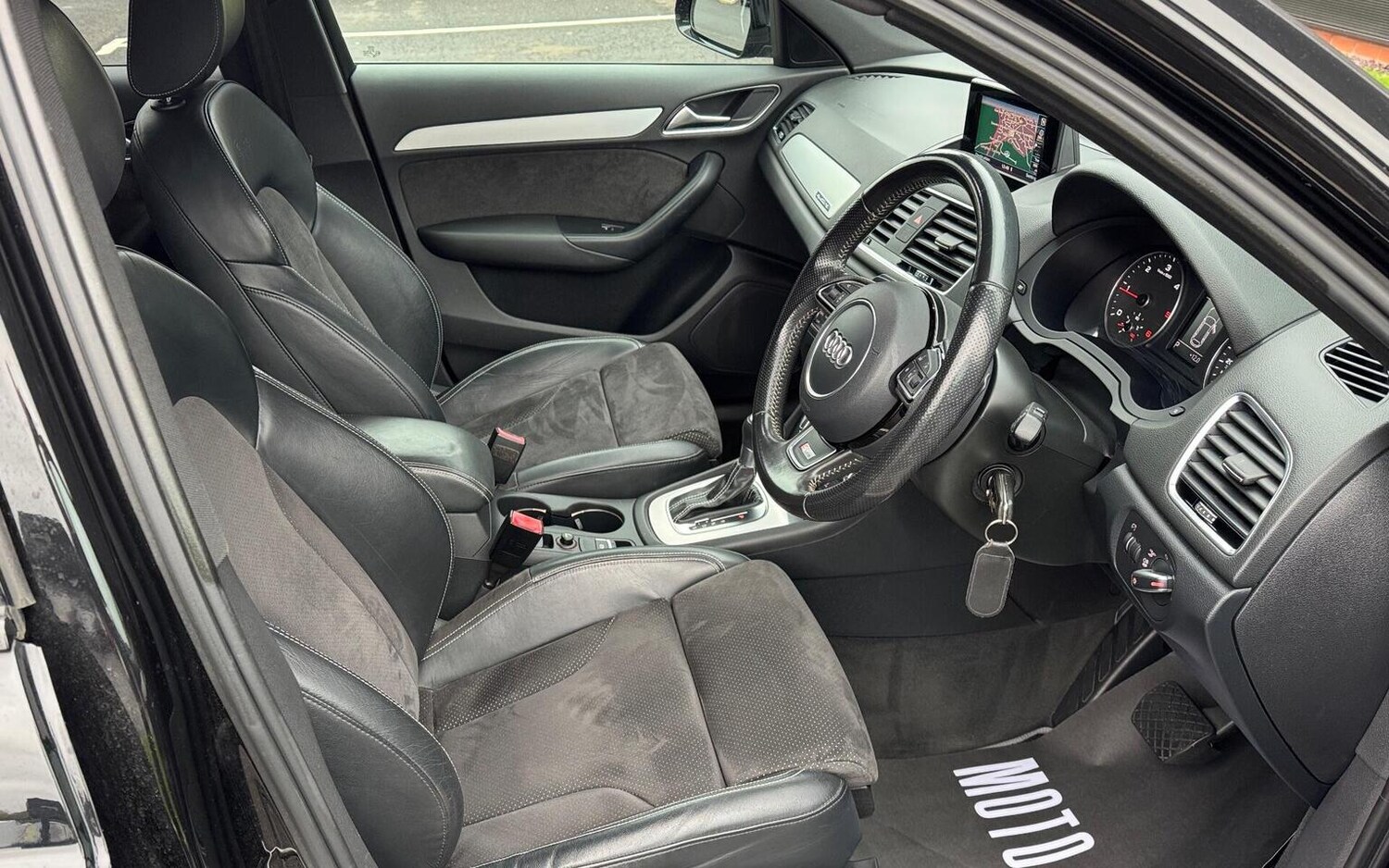 Used Audi Q3 2015 for sale - 76631490: Photo 14