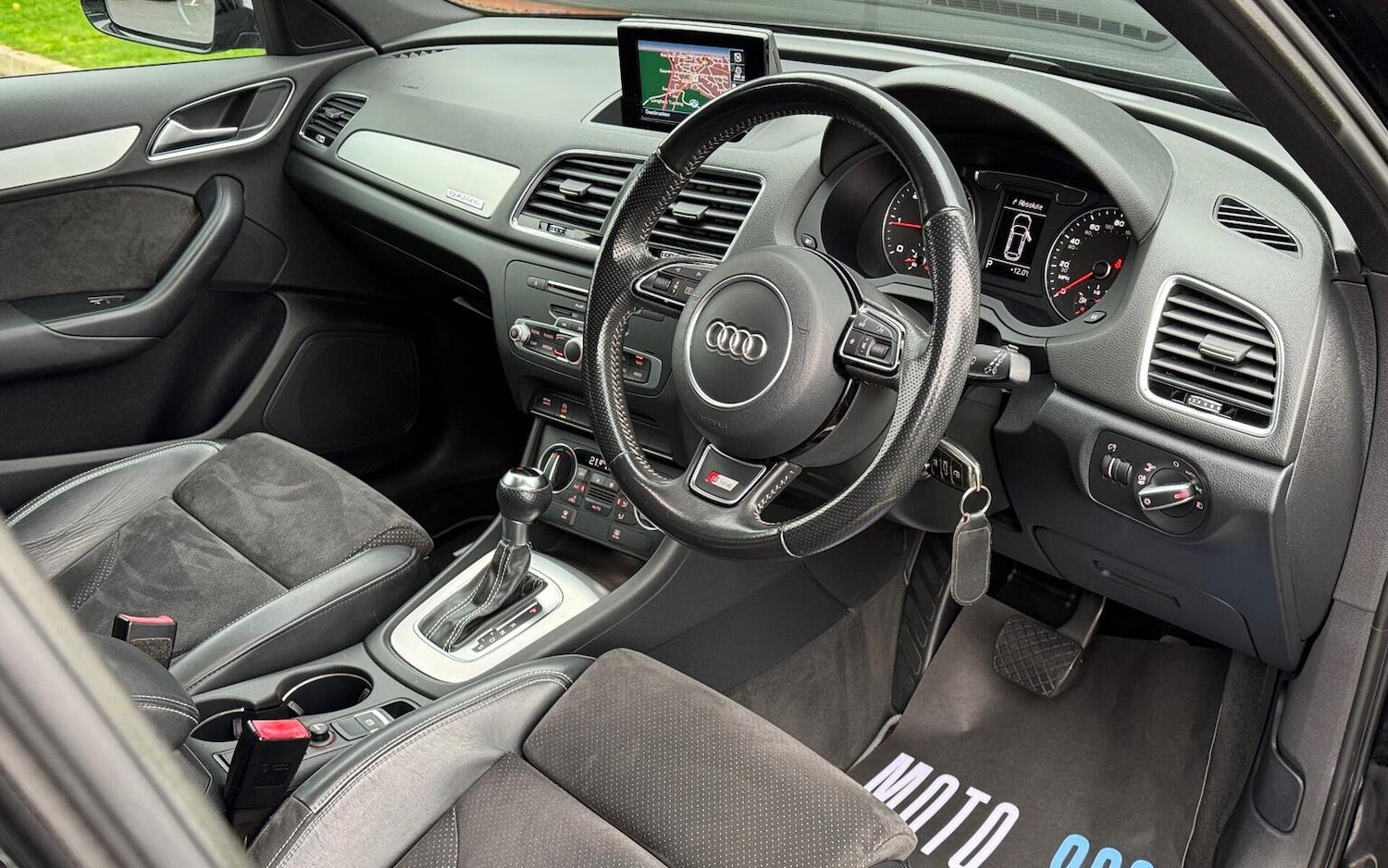 Used Audi Q3 2015 for sale - 76631490: Photo 15