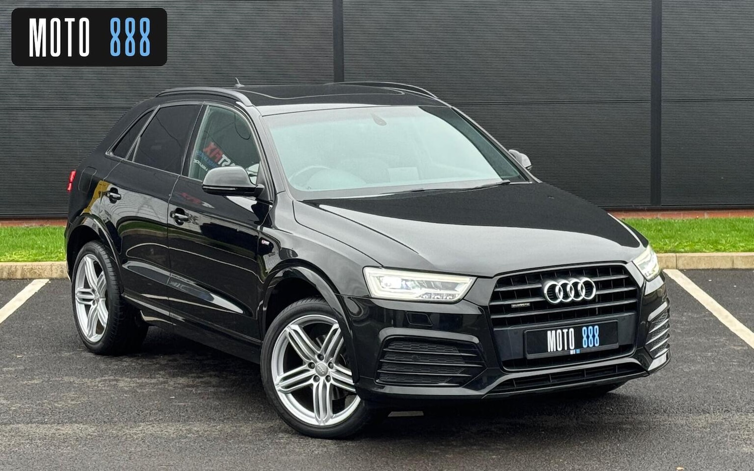 Used Audi Q3 2015 for sale - 76631490: Photo 2