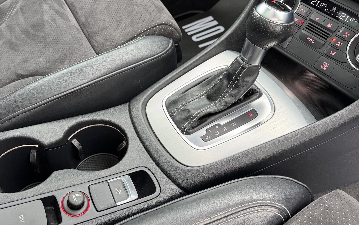 Used Audi Q3 2015 for sale - 76631490: Photo 41