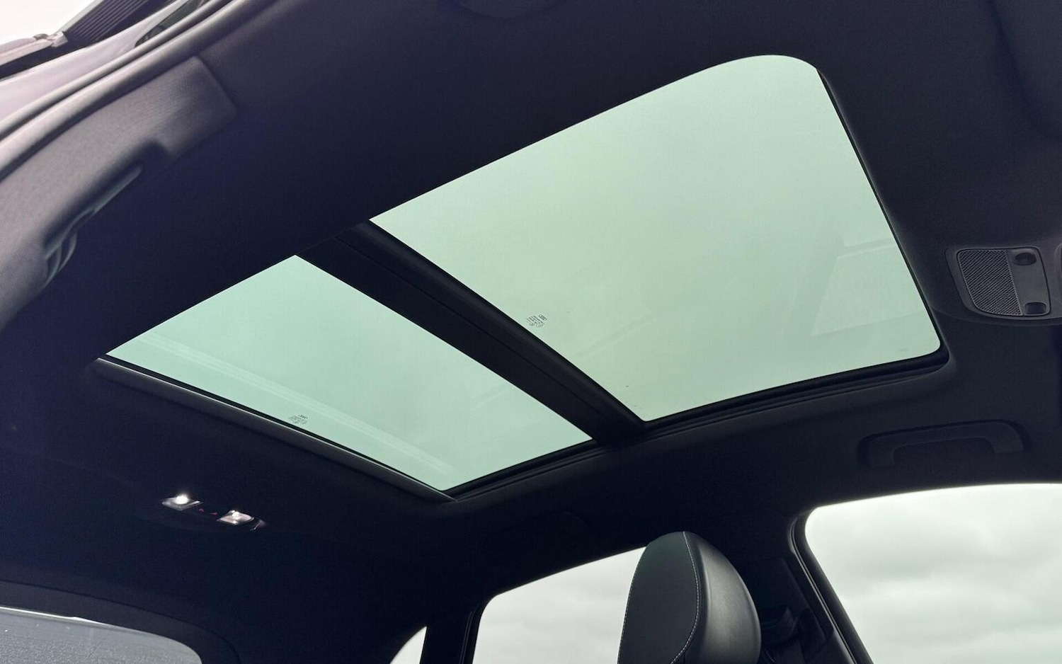 Used Audi Q3 2015 for sale - 76631490: Photo 44