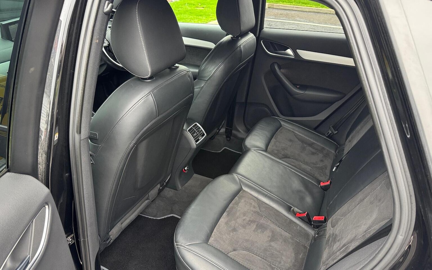 Used Audi Q3 2015 for sale - 76631490: Photo 49