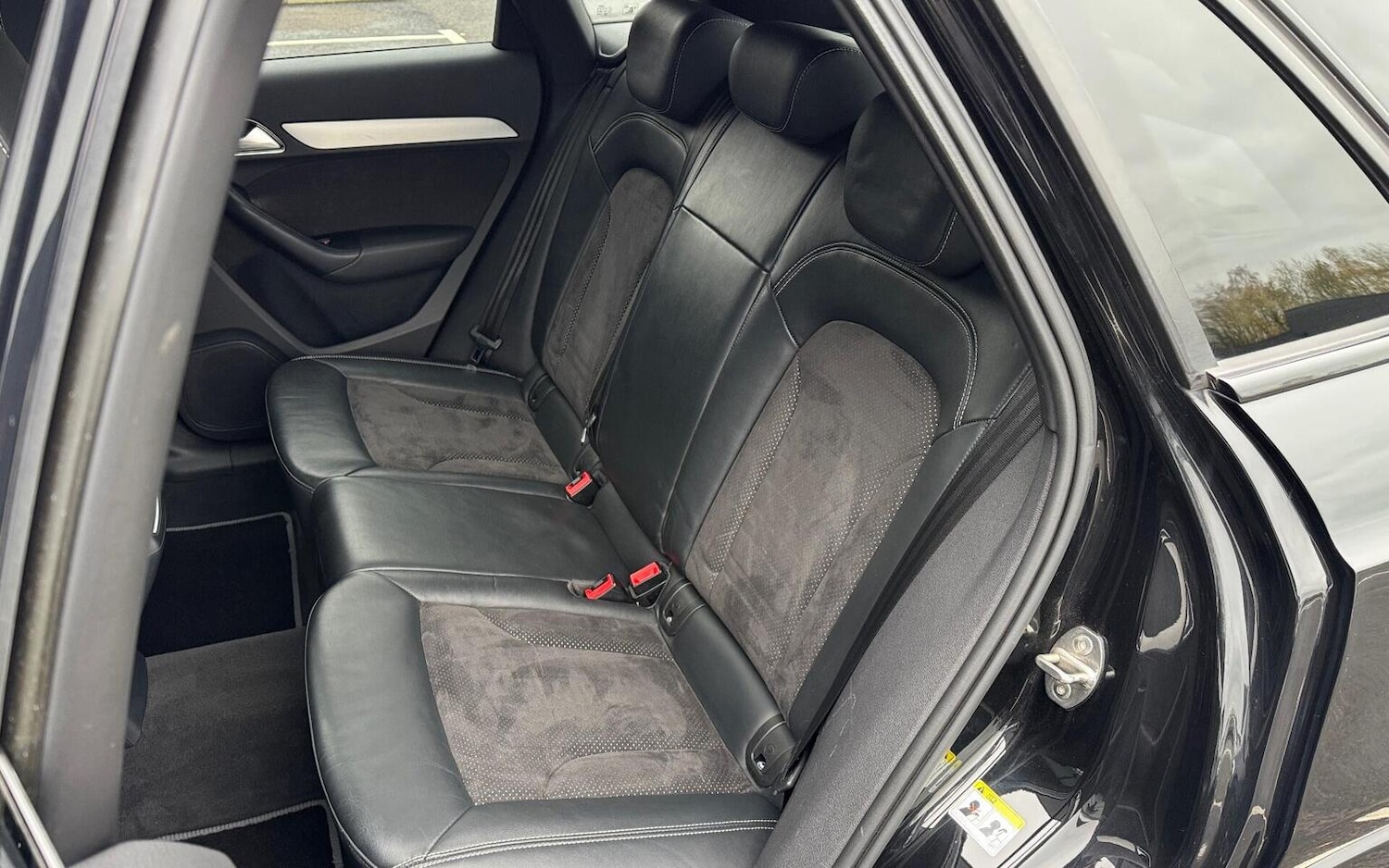 Used Audi Q3 2015 for sale - 76631490: Photo 50