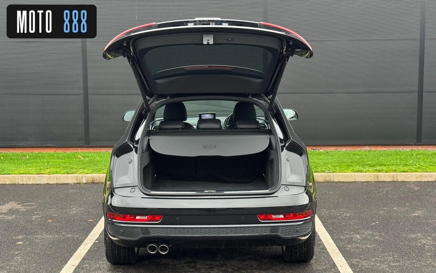 Used Audi Q3 2015 for sale - 76631490: Photo 9