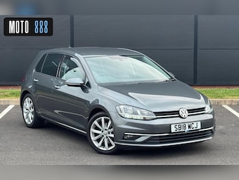 Used Volkswagen Golf 2018 for sale - 76618732: Photo