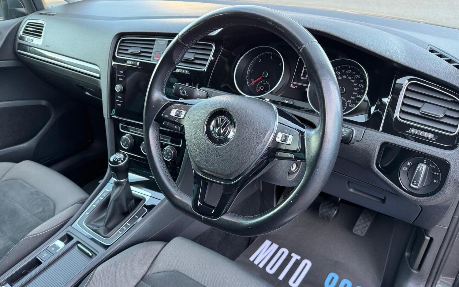 Used Volkswagen Golf 2018 for sale - 76618732: Photo 25