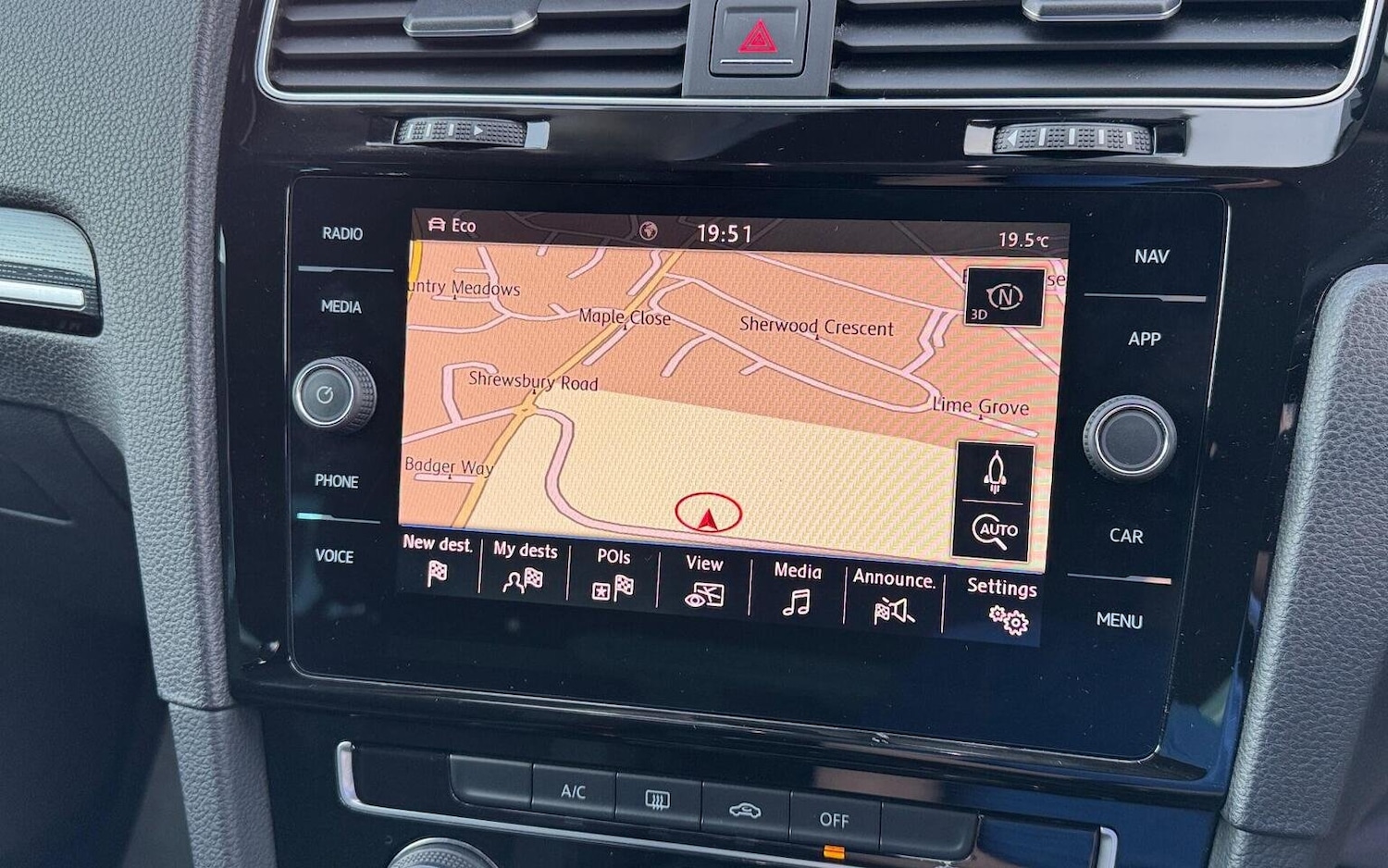 Used Volkswagen Golf 2018 for sale - 76618732: Photo 42