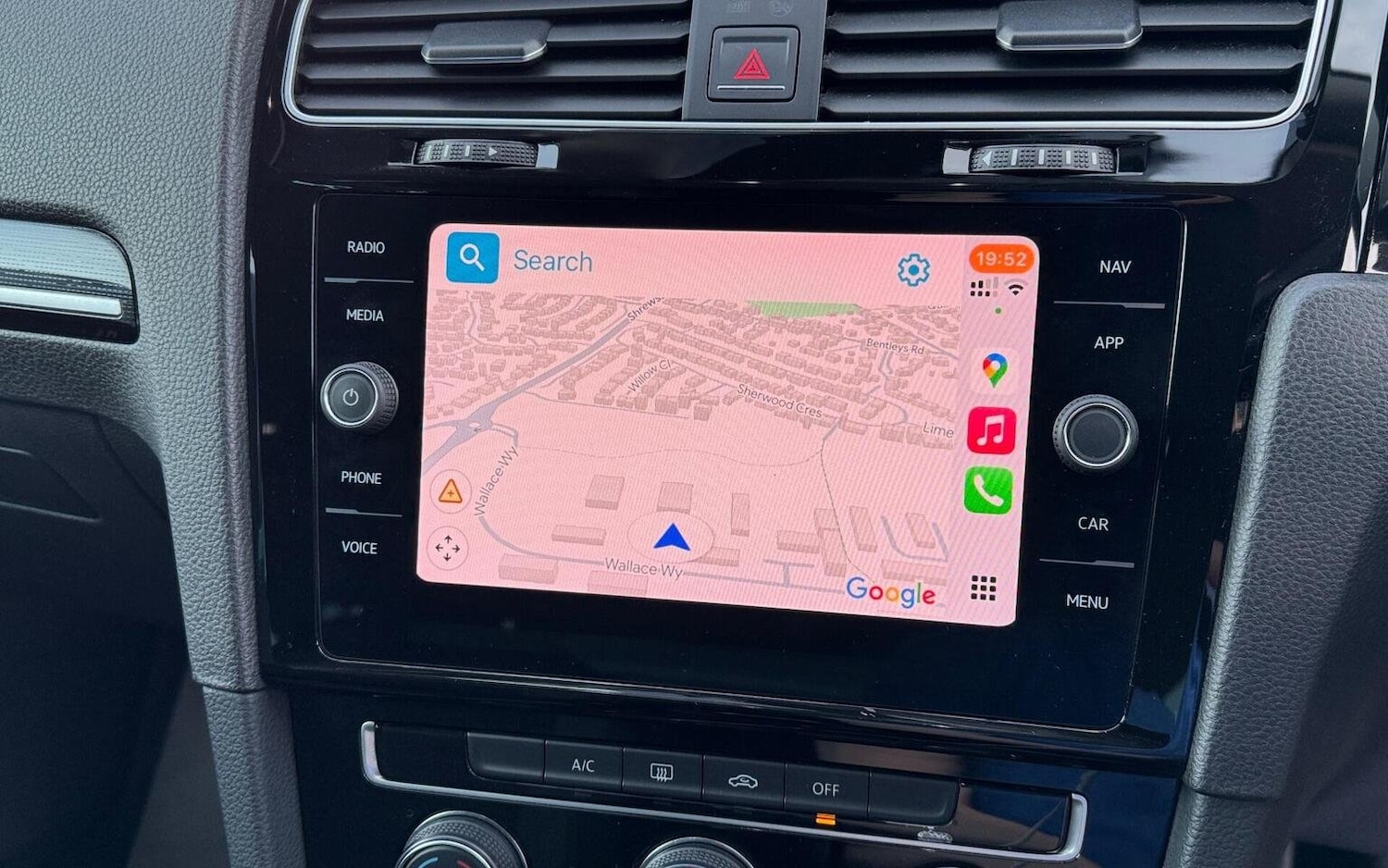 Used Volkswagen Golf 2018 for sale - 76618732: Photo 44