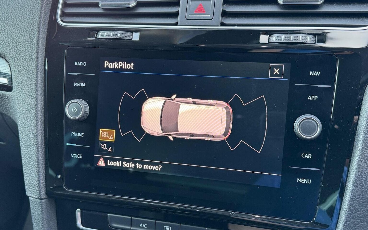 Used Volkswagen Golf 2018 for sale - 76618732: Photo 46