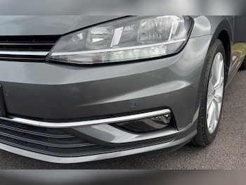 Used Volkswagen Golf 2018 for sale - 76618732: Photo