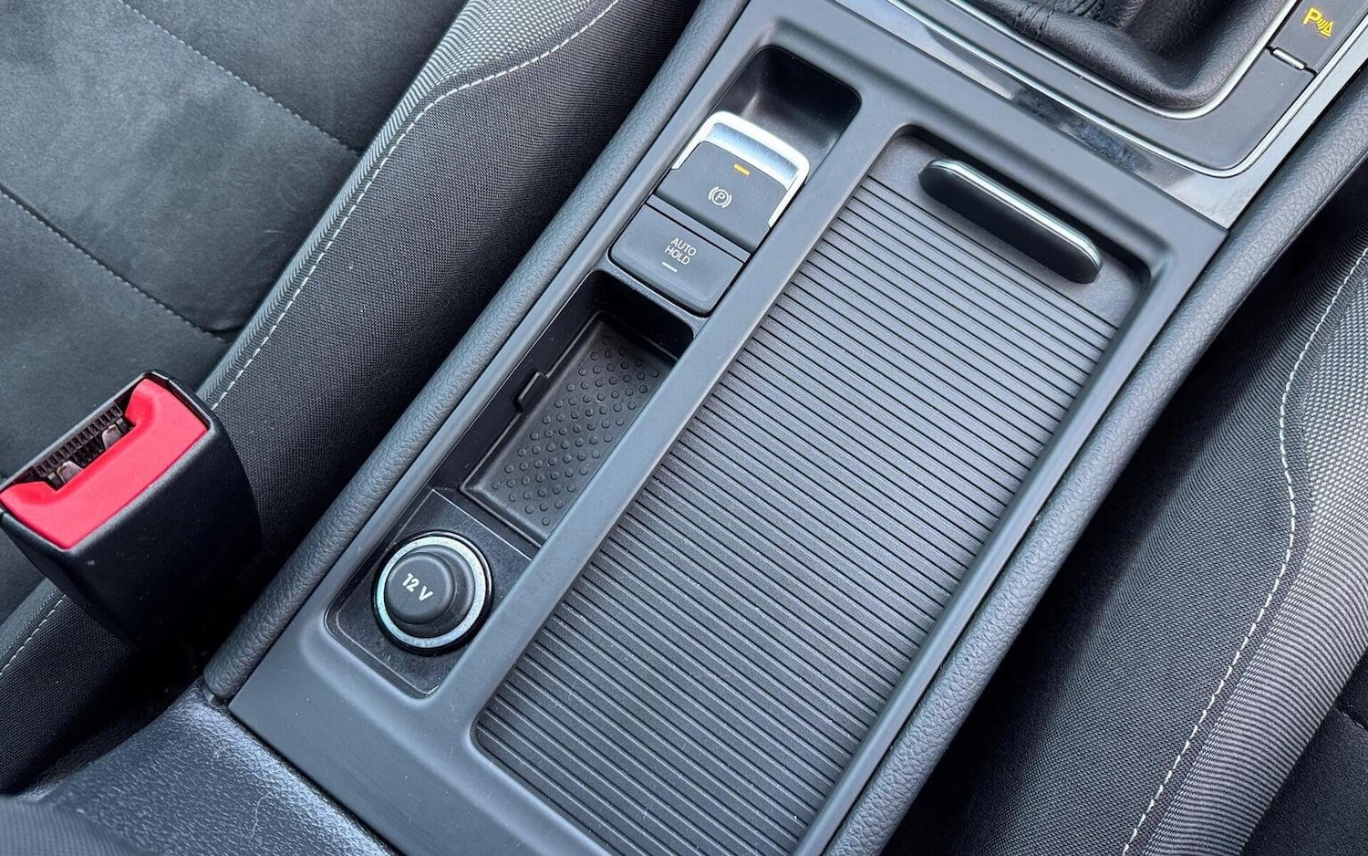 Used Volkswagen Golf 2018 for sale - 76618732: Photo 51