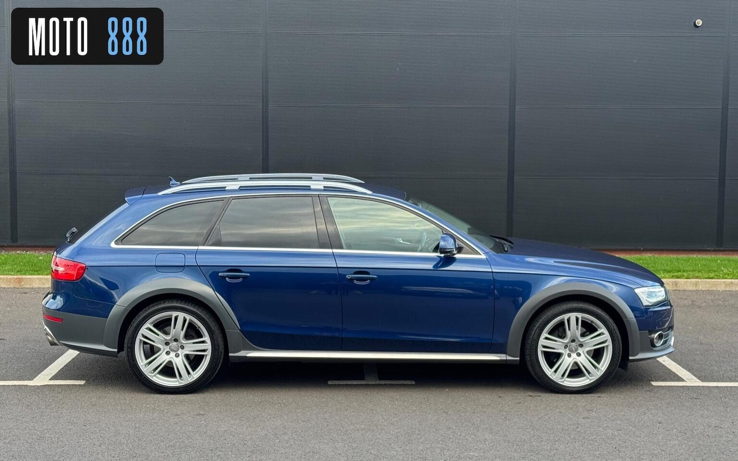 Used Audi A4 Allroad 2015 for sale - 76631552: Photo 11