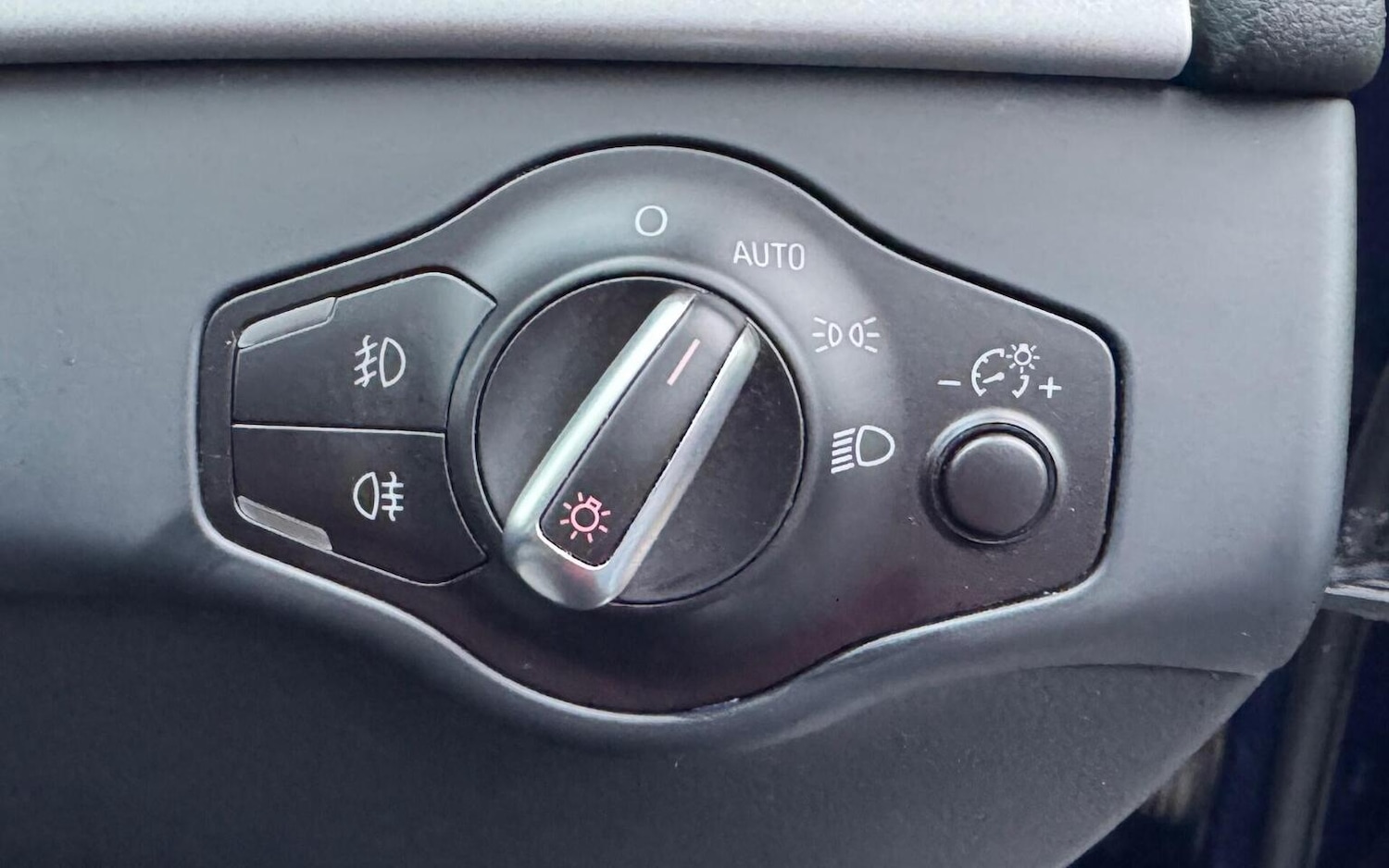 Used Audi A4 Allroad 2015 for sale - 76631552: Photo 44