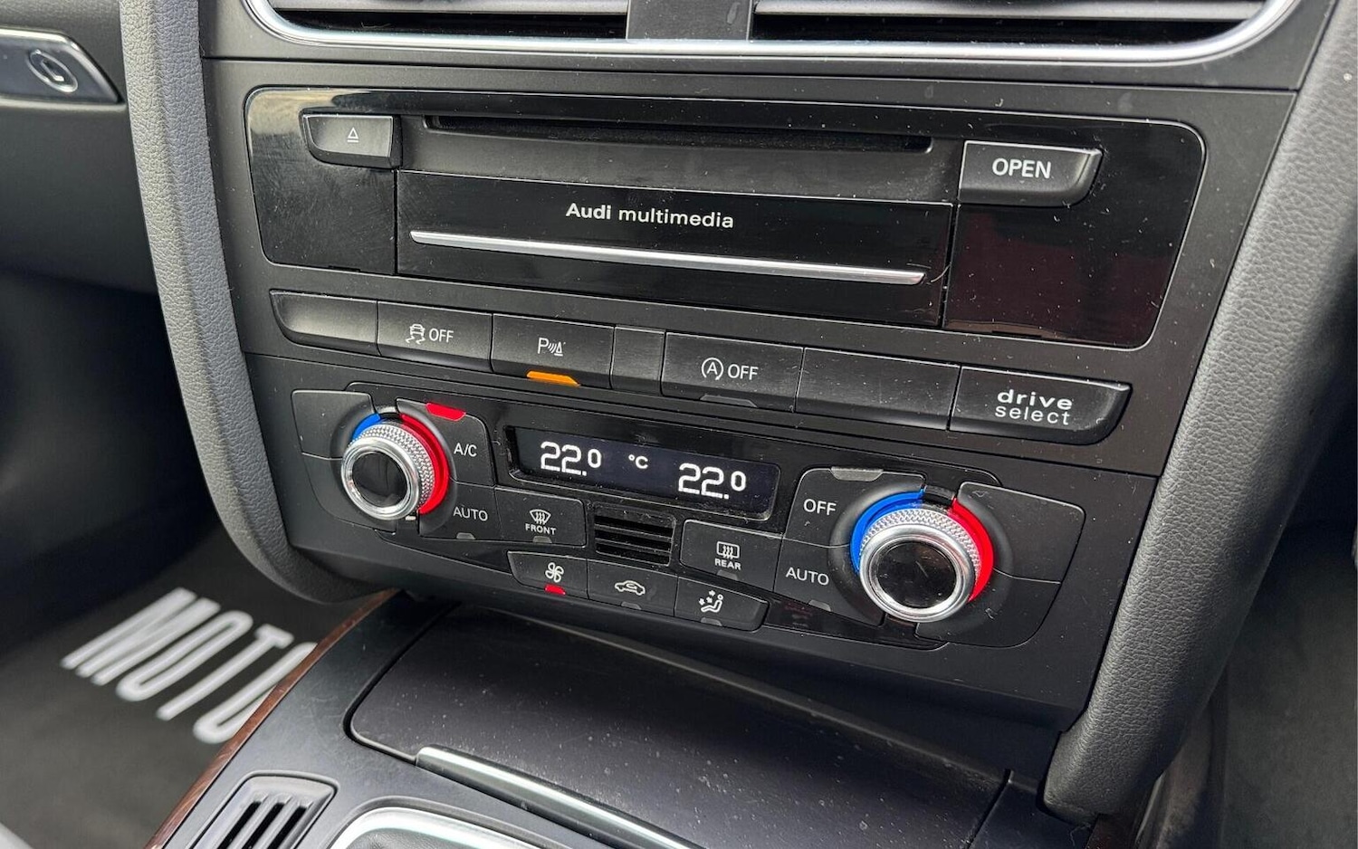 Used Audi A4 Allroad 2015 for sale - 76631552: Photo 54