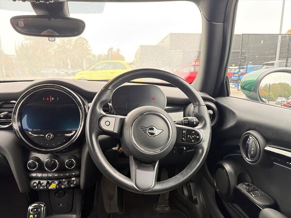 Used MINI Hatch 2022 for sale - 76249736: Photo 9