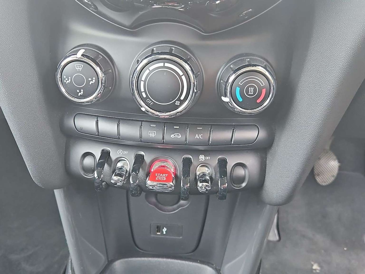 Used MINI Hatch 2019 for sale - 76596430: Photo 13
