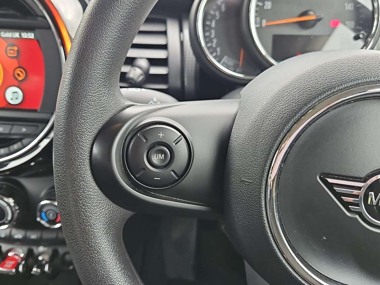 Used MINI Hatch 2019 for sale - 76596430: Photo 26