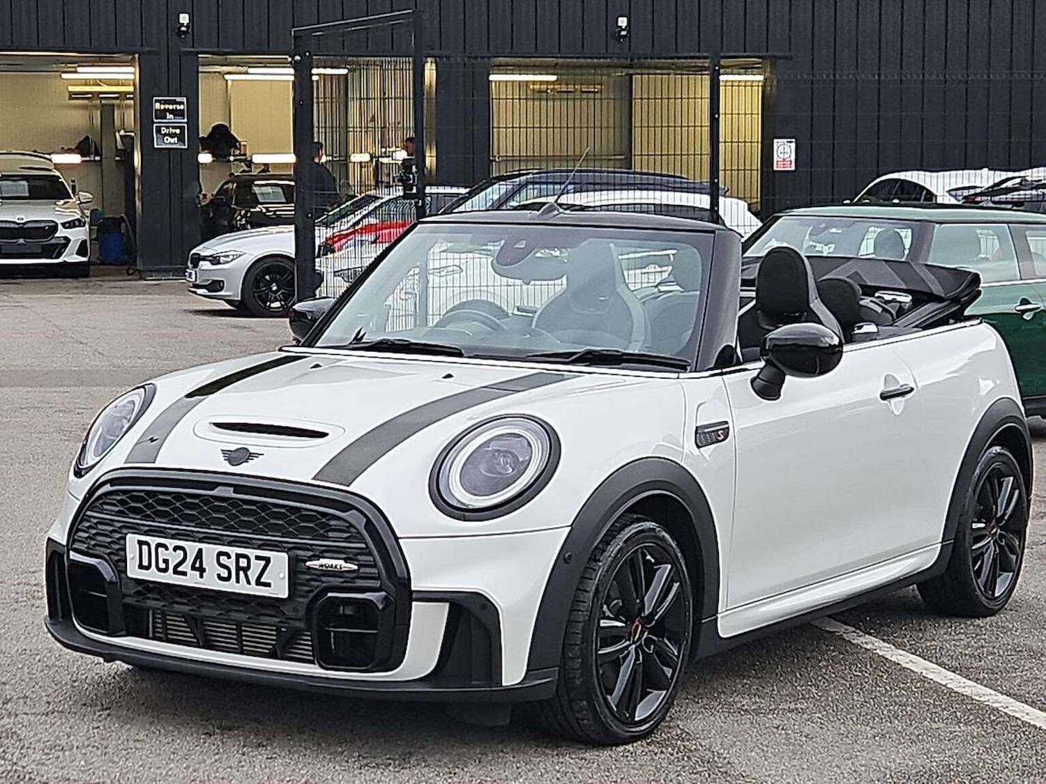 Used MINI Convertible 2024 for sale - 76763513: Photo 21