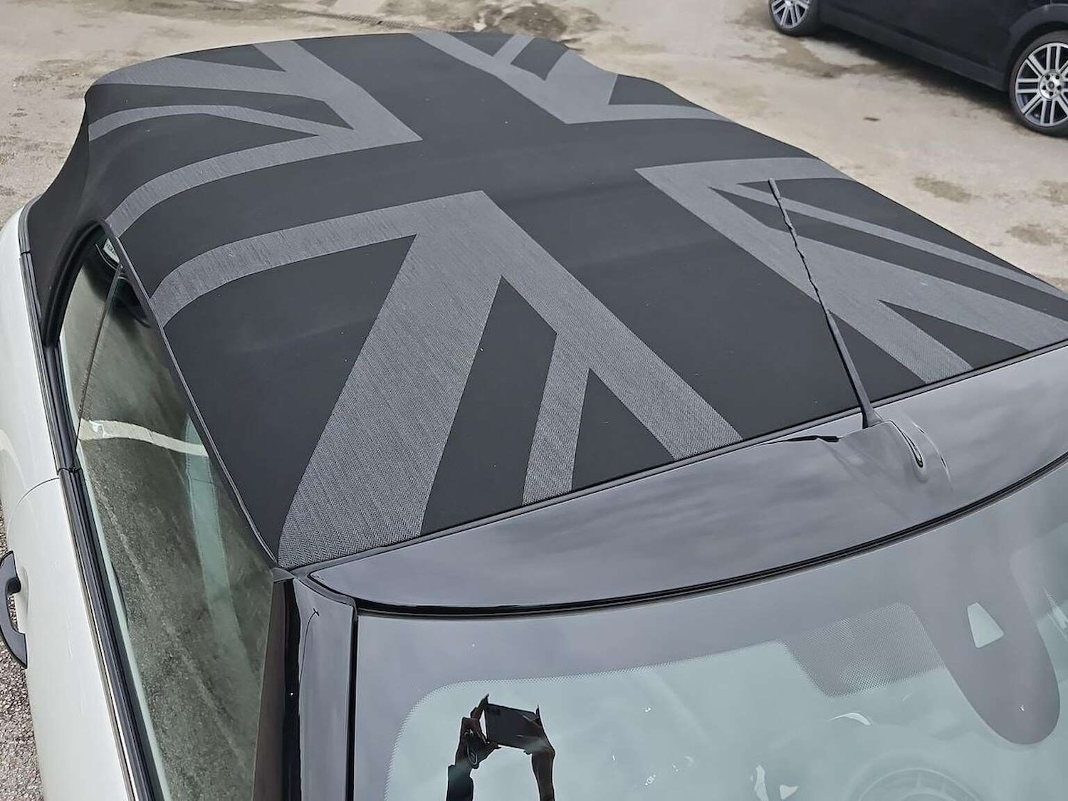 Used MINI Convertible 2024 for sale - 76763513: Photo 34