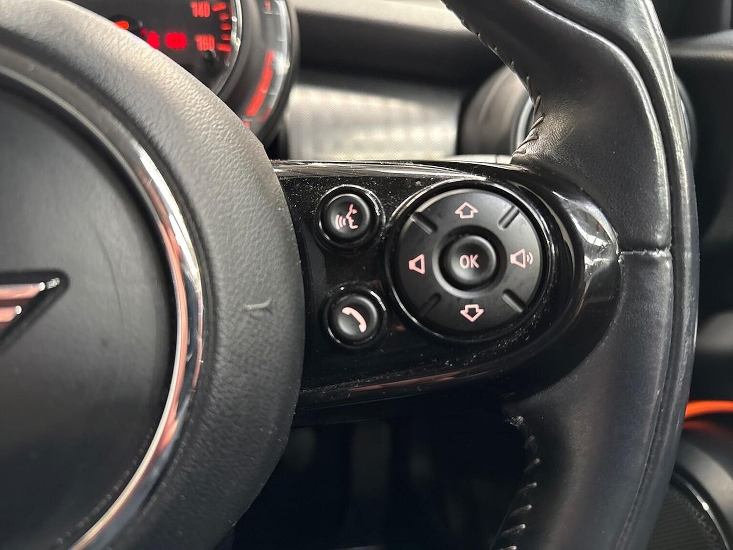 Used MINI Hatch 2020 for sale - 76450541: Photo 26