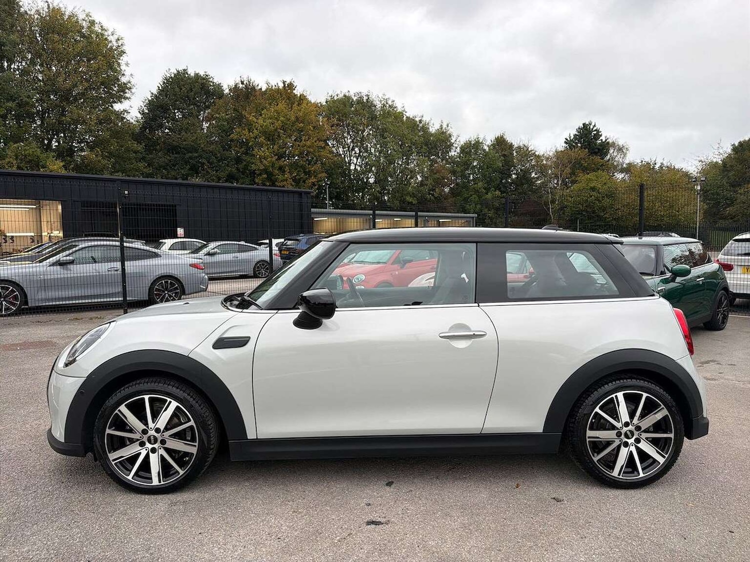 Used MINI Hatch 2022 for sale - 76596132: Photo 19