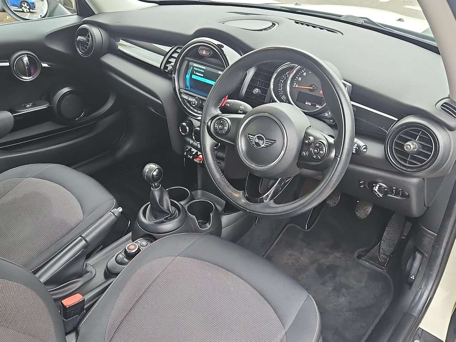 Used MINI Hatch 2018 for sale - 76596496: Photo 15