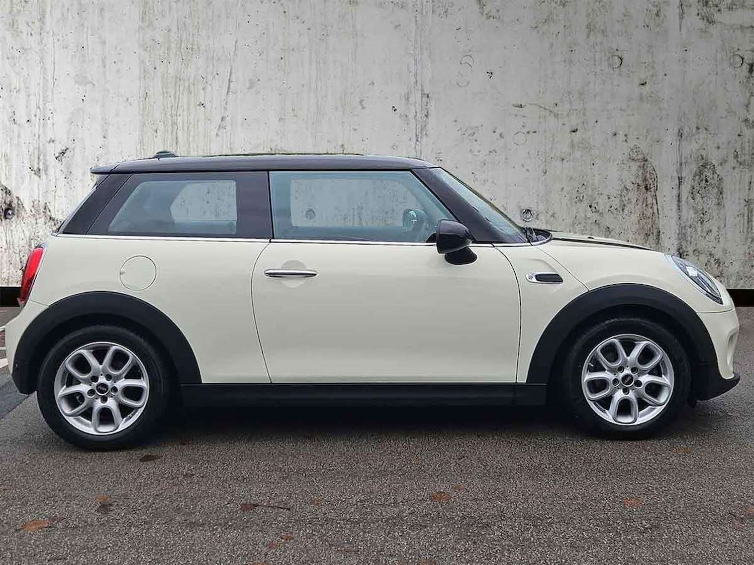 Used MINI Hatch 2018 for sale - 76596496: Photo 3
