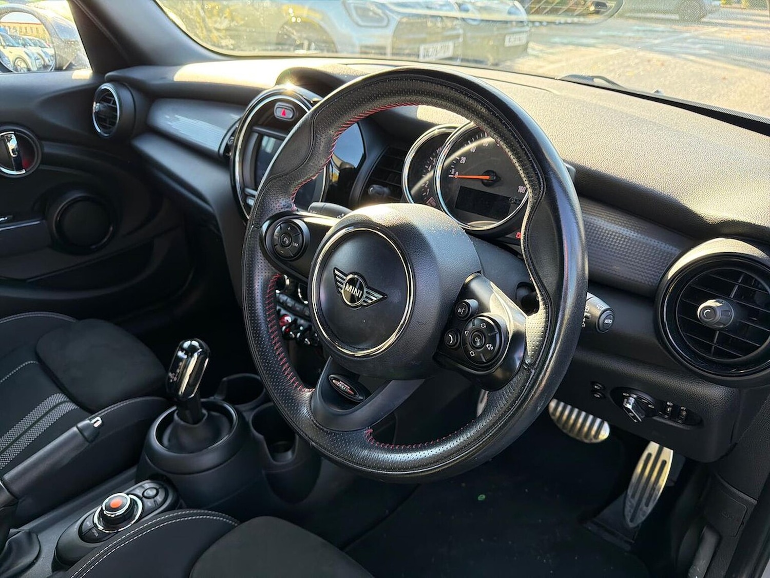 Used MINI Hatch 2019 for sale - 76450542: Photo 15