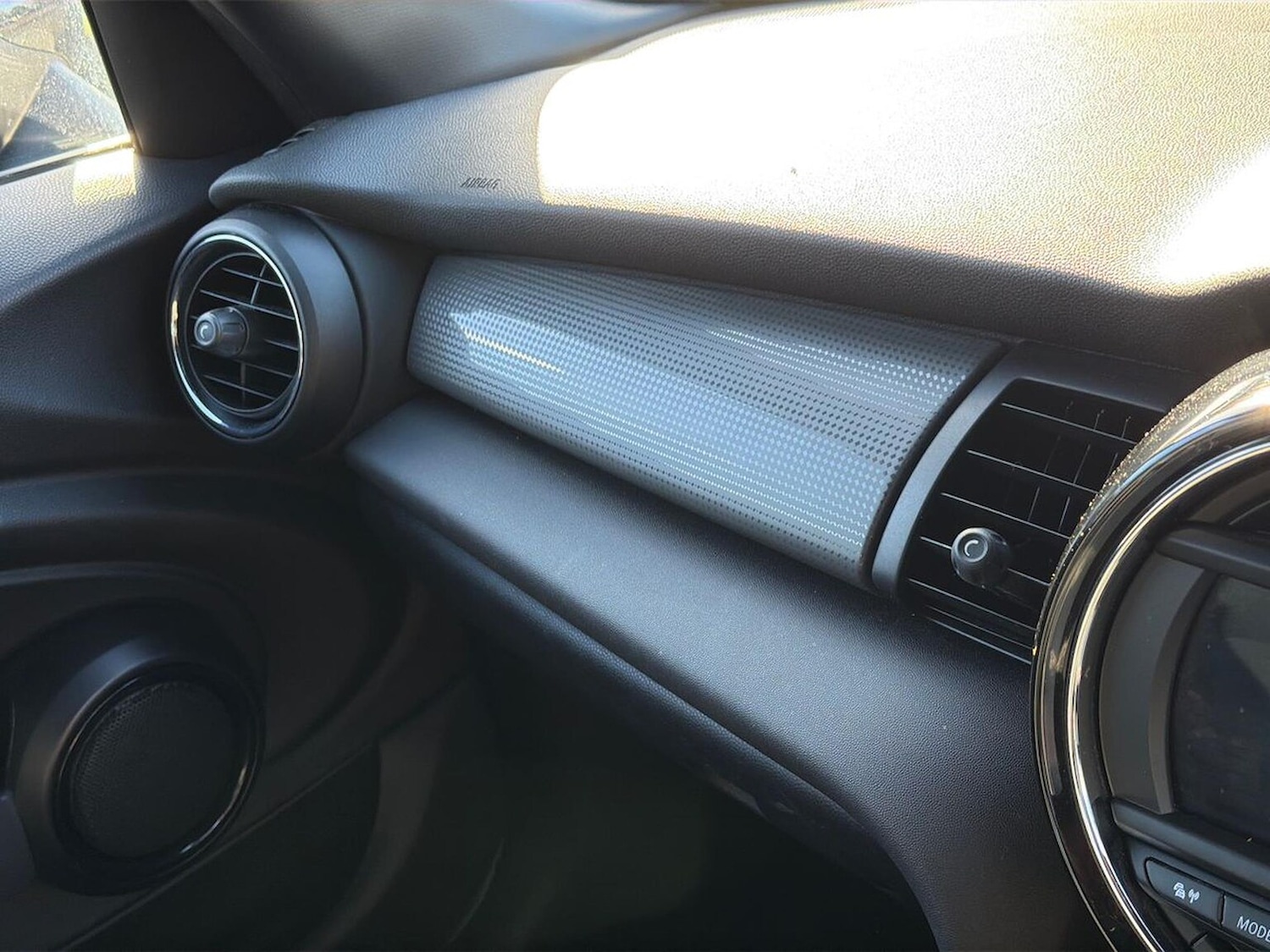 Used MINI Hatch 2019 for sale - 76450542: Photo 24