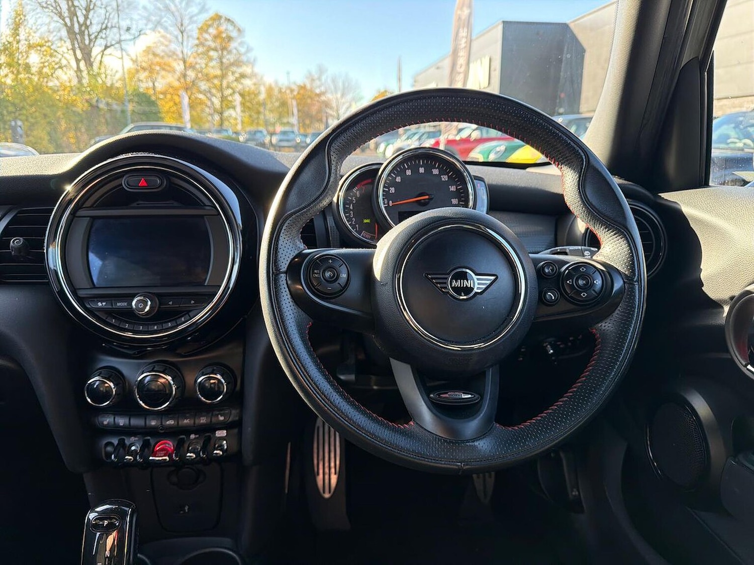 Used MINI Hatch 2019 for sale - 76450542: Photo 9