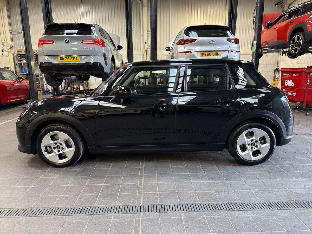 Used MINI Cooper 2025 for sale - 78192219: Photo 19