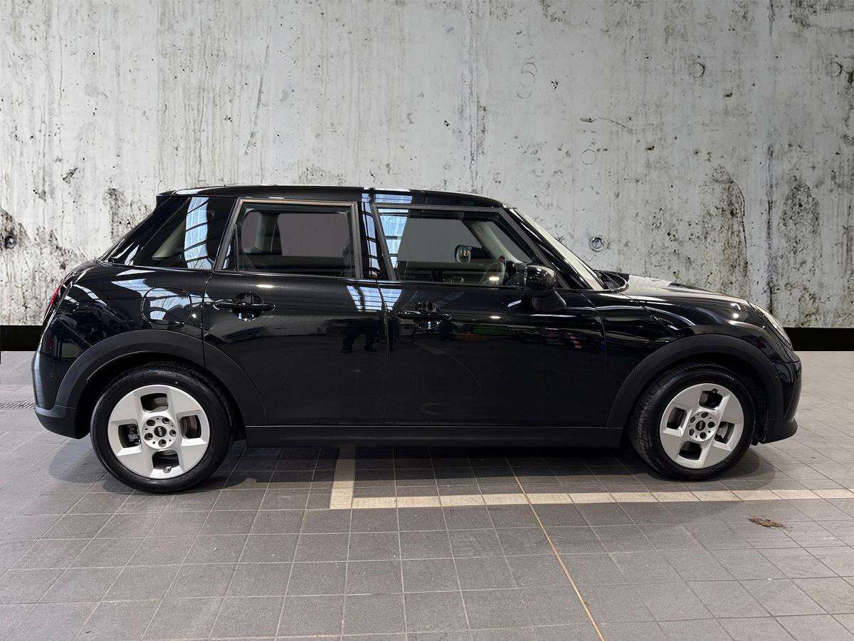 Used MINI Cooper 2025 for sale - 78192219: Photo 3