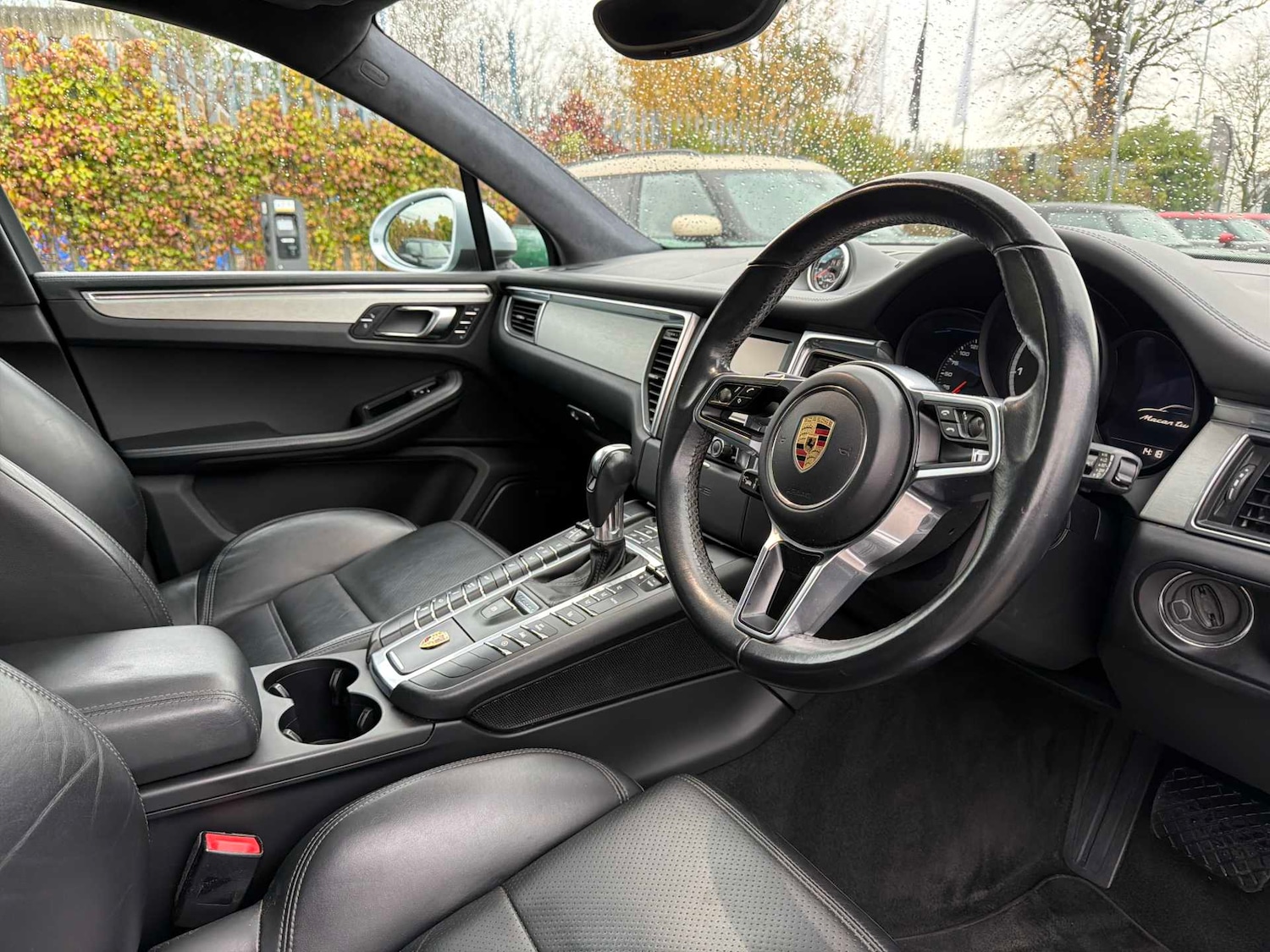 Used Porsche Macan 2015 for sale - 76830667: Photo 15