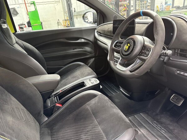 Used Abarth 500 2024 for sale - 76064433: Photo 21